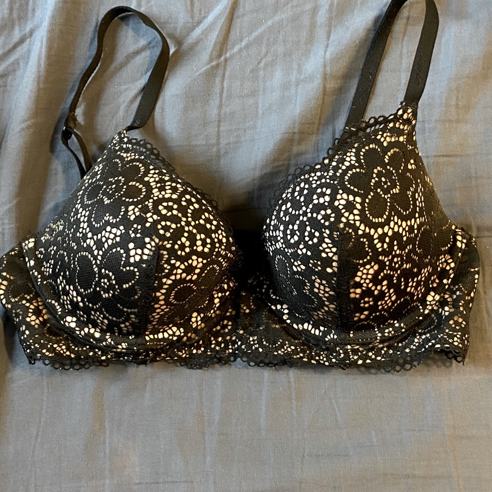 34B Push Up Bra
